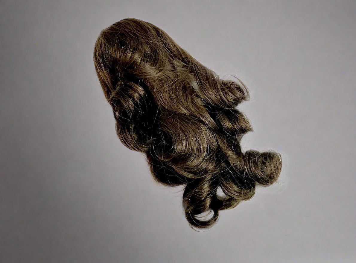 Ryan Wayne Human Hair Claw Clip shade image 9