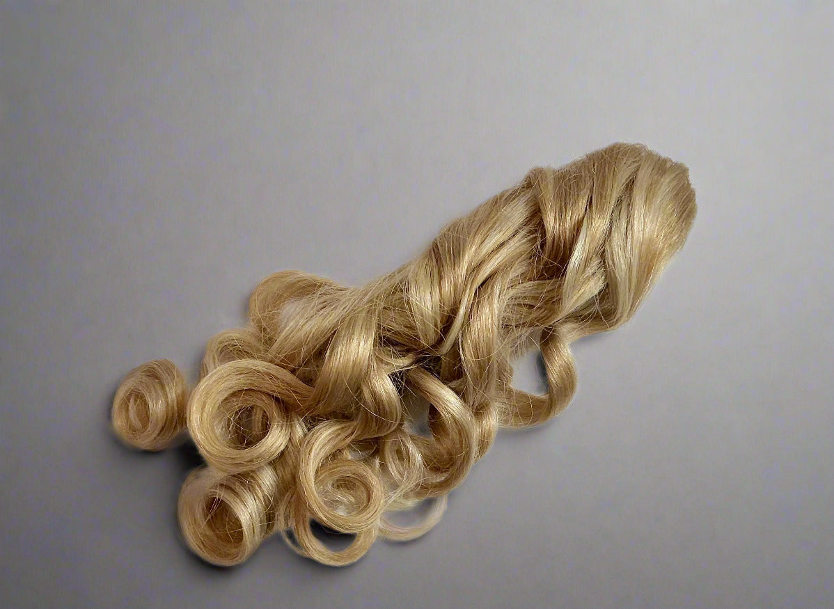 Ryan Wayne Human Hair Claw Clip shade image 3