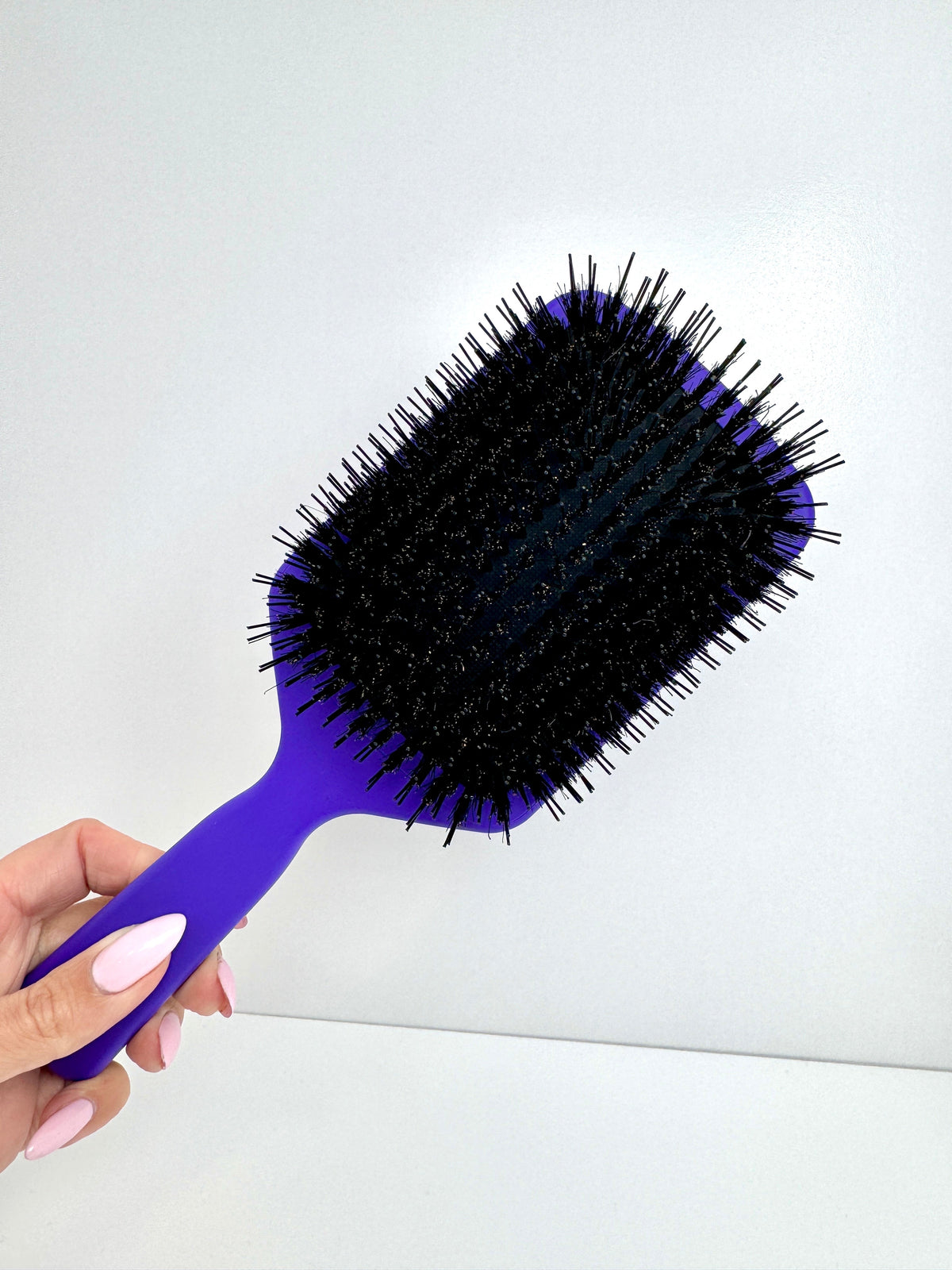 Ryan Wayne Purple Luxury Paddle Brush detail