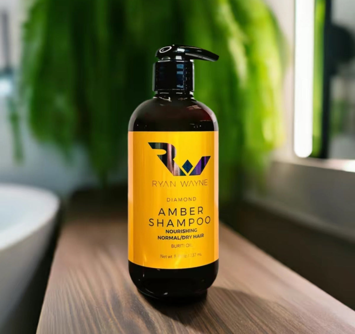 Ryan Wayne Diamond Amber Shampoo detail